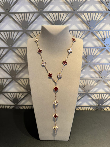 [Cadisa]CLOVER 20 MOTIFS LASER CARNELIAN NECKLACE