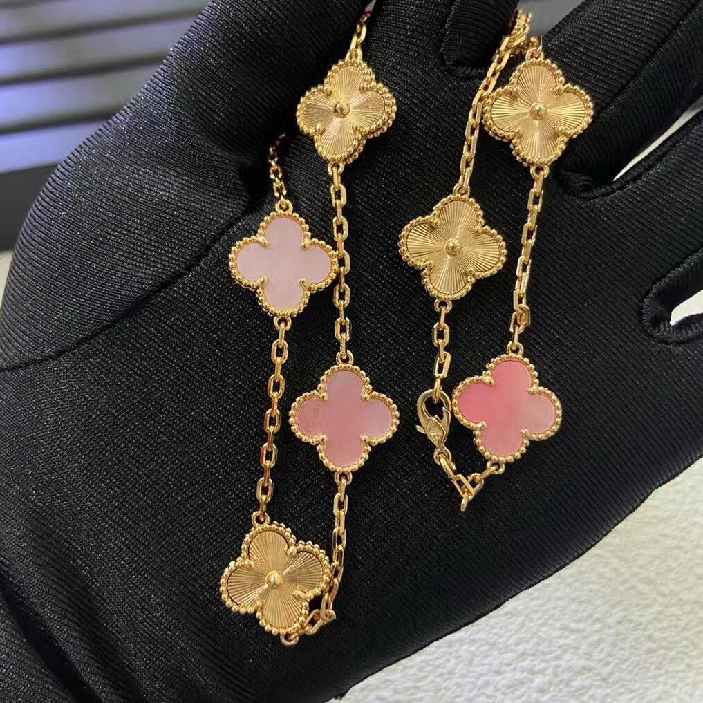 [Gaonasi]CLOVER 10 MOTIFS  LASER PINK MOP NECKLACE