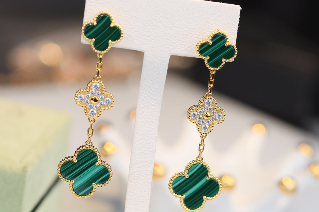 [Gaonasi]CLOVER EARRINGS GOLD MALACHITE DIAMOND 3 MOTIF