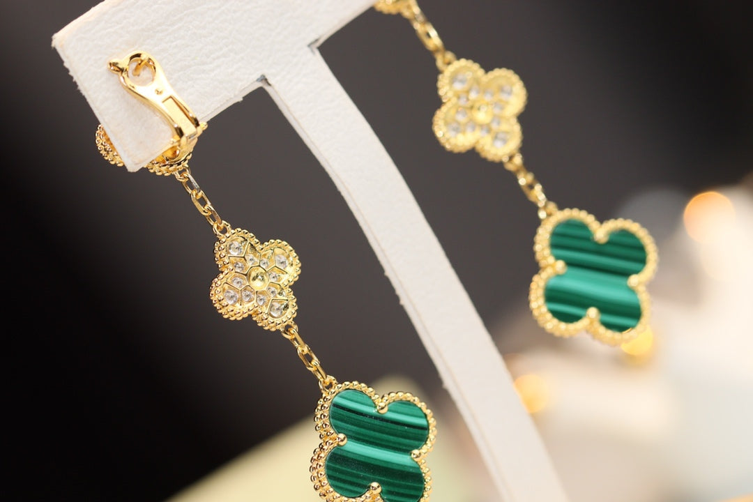 [Gaonasi]CLOVER EARRINGS GOLD MALACHITE DIAMOND 3 MOTIF