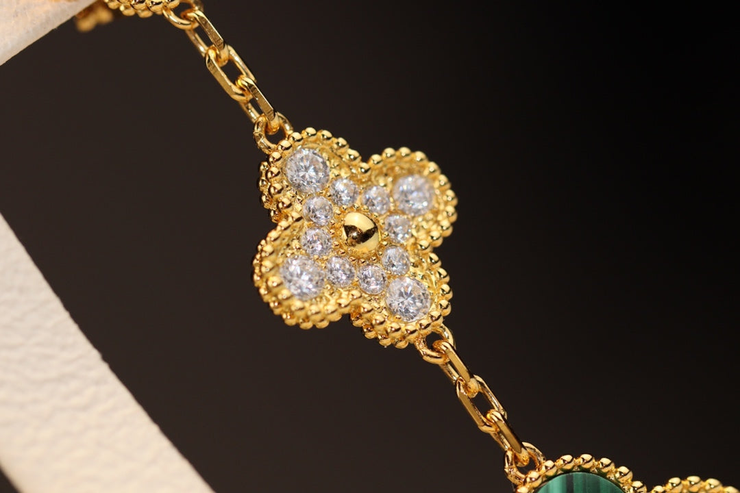 [Gaonasi]CLOVER EARRINGS GOLD MALACHITE DIAMOND 3 MOTIF