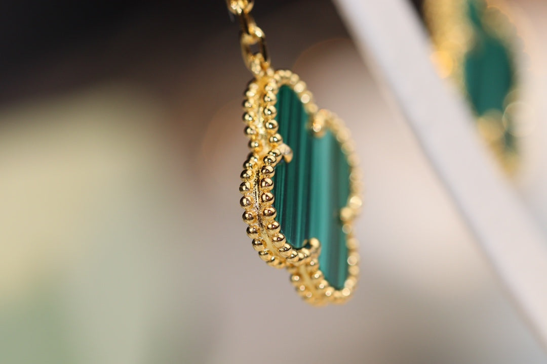 [Gaonasi]CLOVER EARRINGS GOLD MALACHITE DIAMOND 3 MOTIF