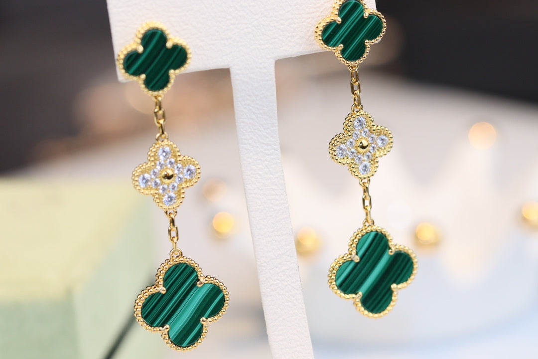 [Gaonasi]CLOVER EARRINGS GOLD MALACHITE DIAMOND 3 MOTIF