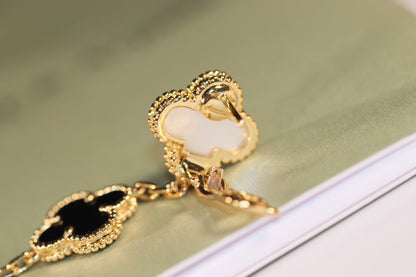 [Gaonasi]CLOVER EARRINGS GOLD ONYX MOP 3 MOTIF