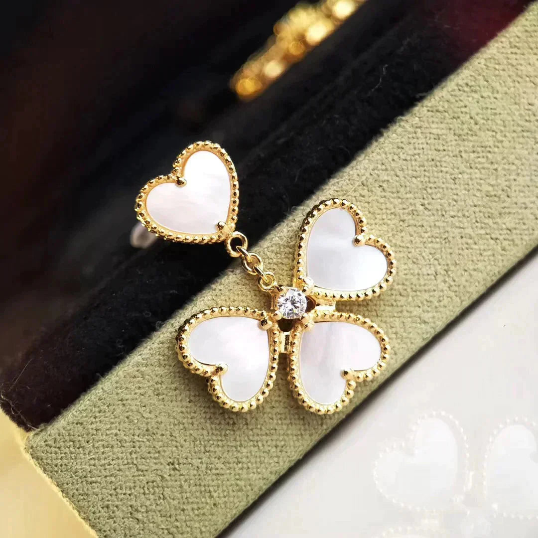 [Gaonasi]CLOVER SWEET WHITE MOP EARRINGS
