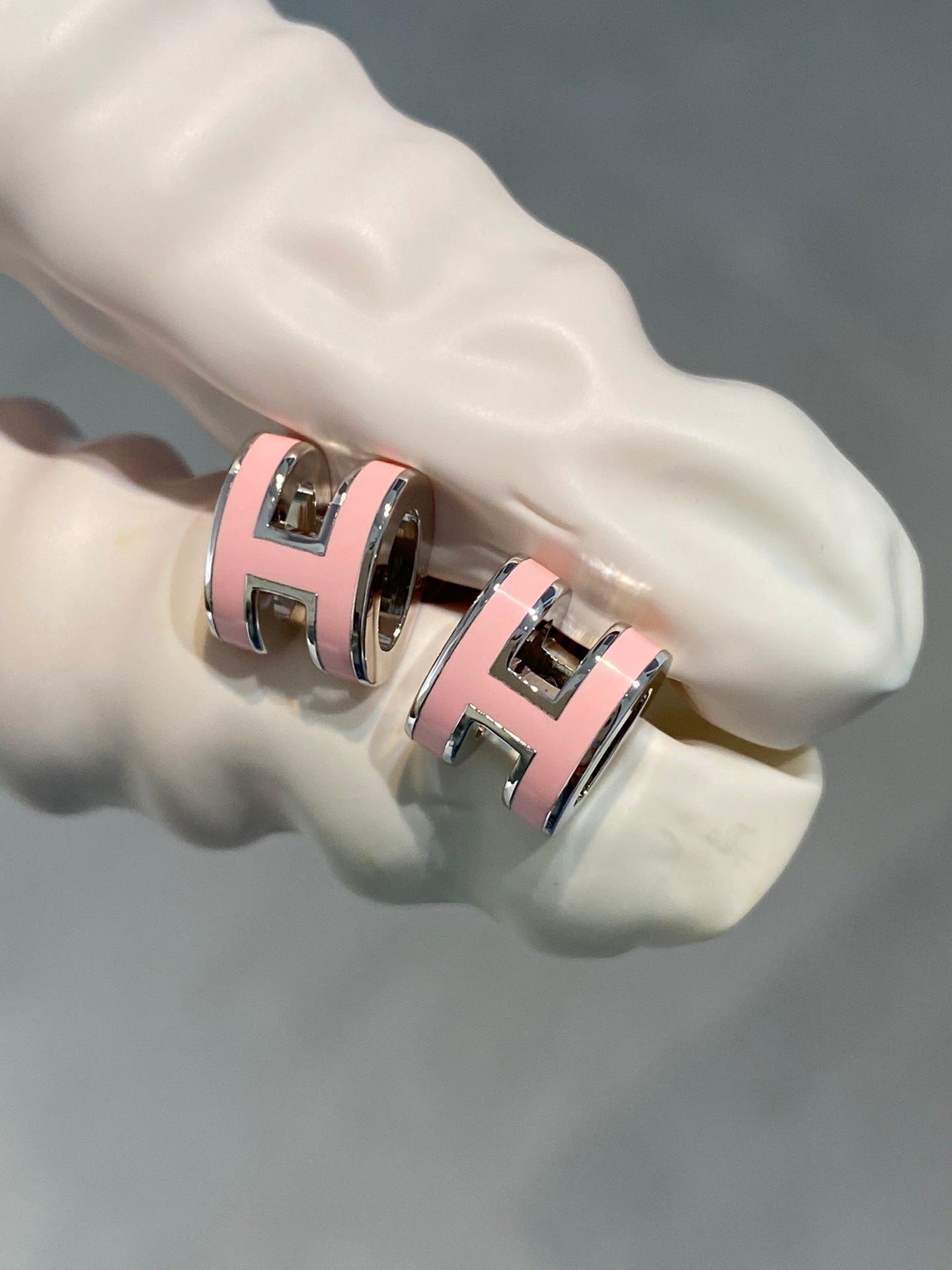 [Gaonasi]MINI POP H SILVER EARRINGS PINK