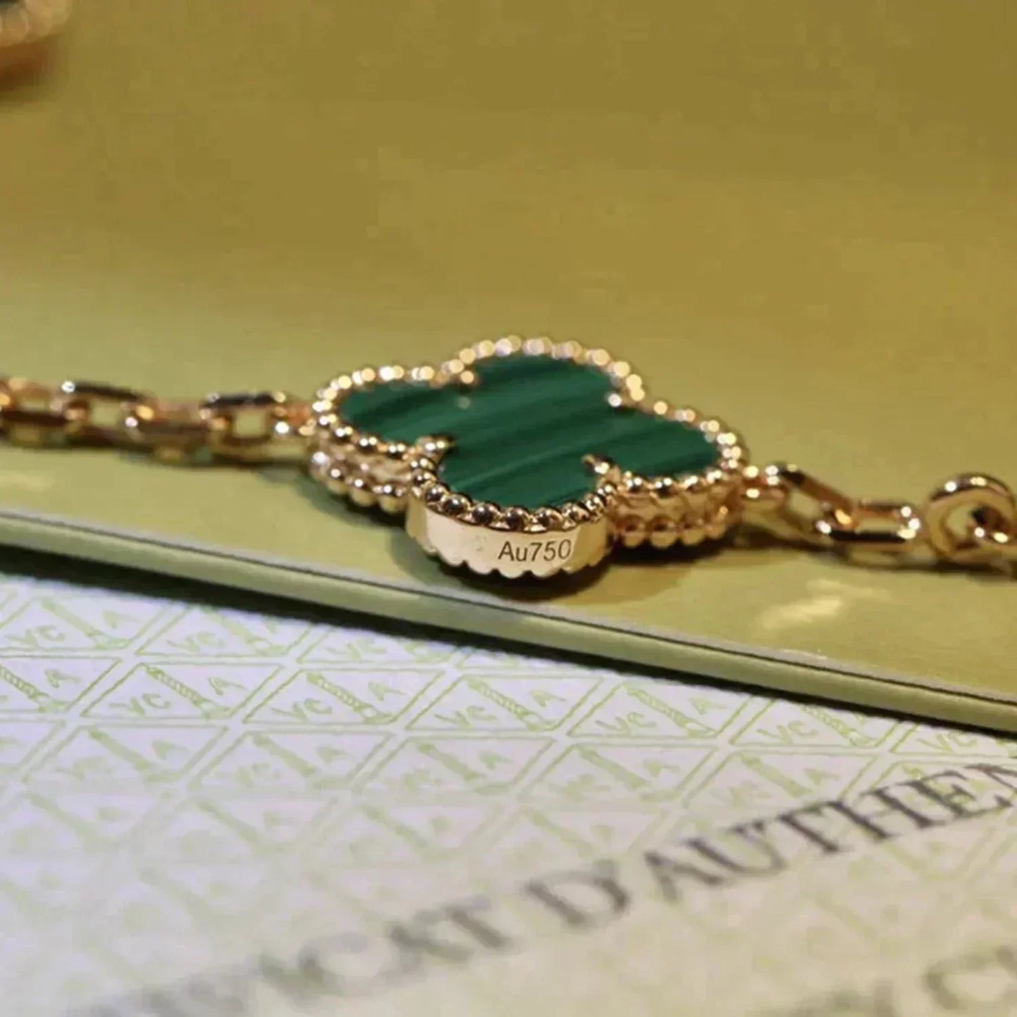 [Gaonasi] CLOVER 5 MOTIF MALACHITE BRACELET COLLECTION