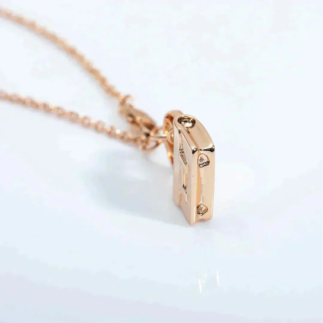 [Gaonasi]AMULETTE PEDANT ROSE GOLD NECKLACE