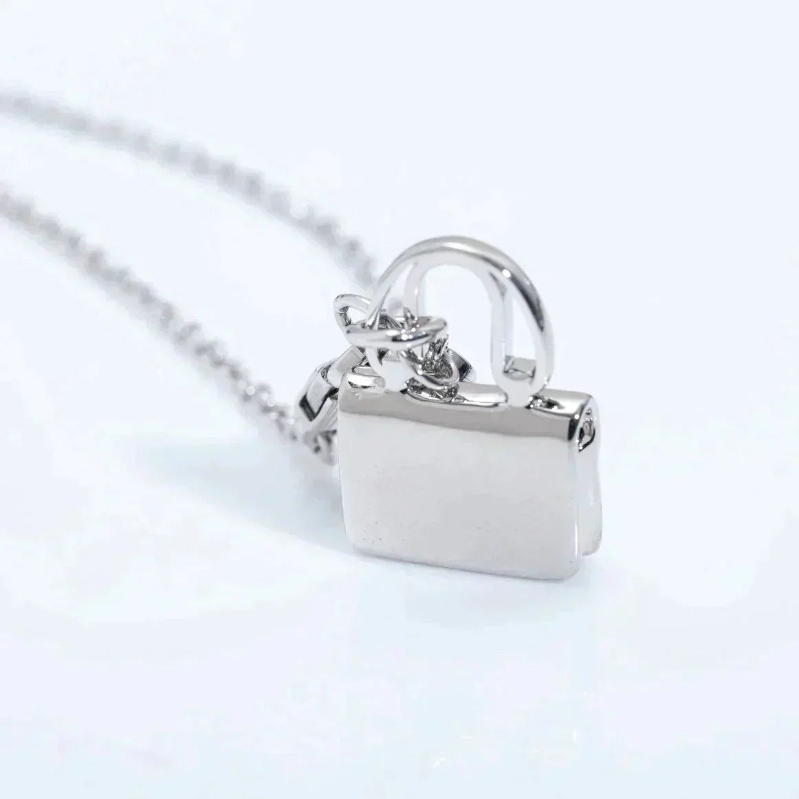 [Gaonasi]AMULETTE PEDANT SILVER NECKLACE