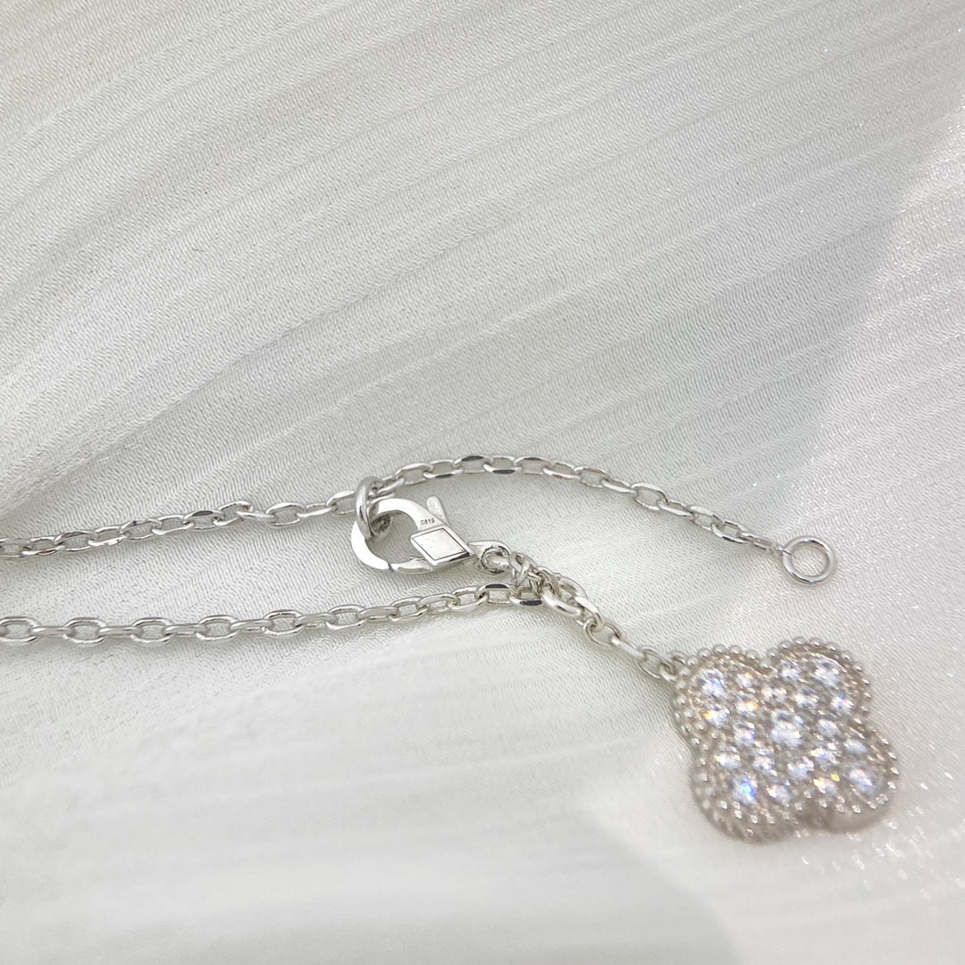 [Gaonasi]CLOVER 5 MOTIFS SILVER DIAMONDS NECKLACE