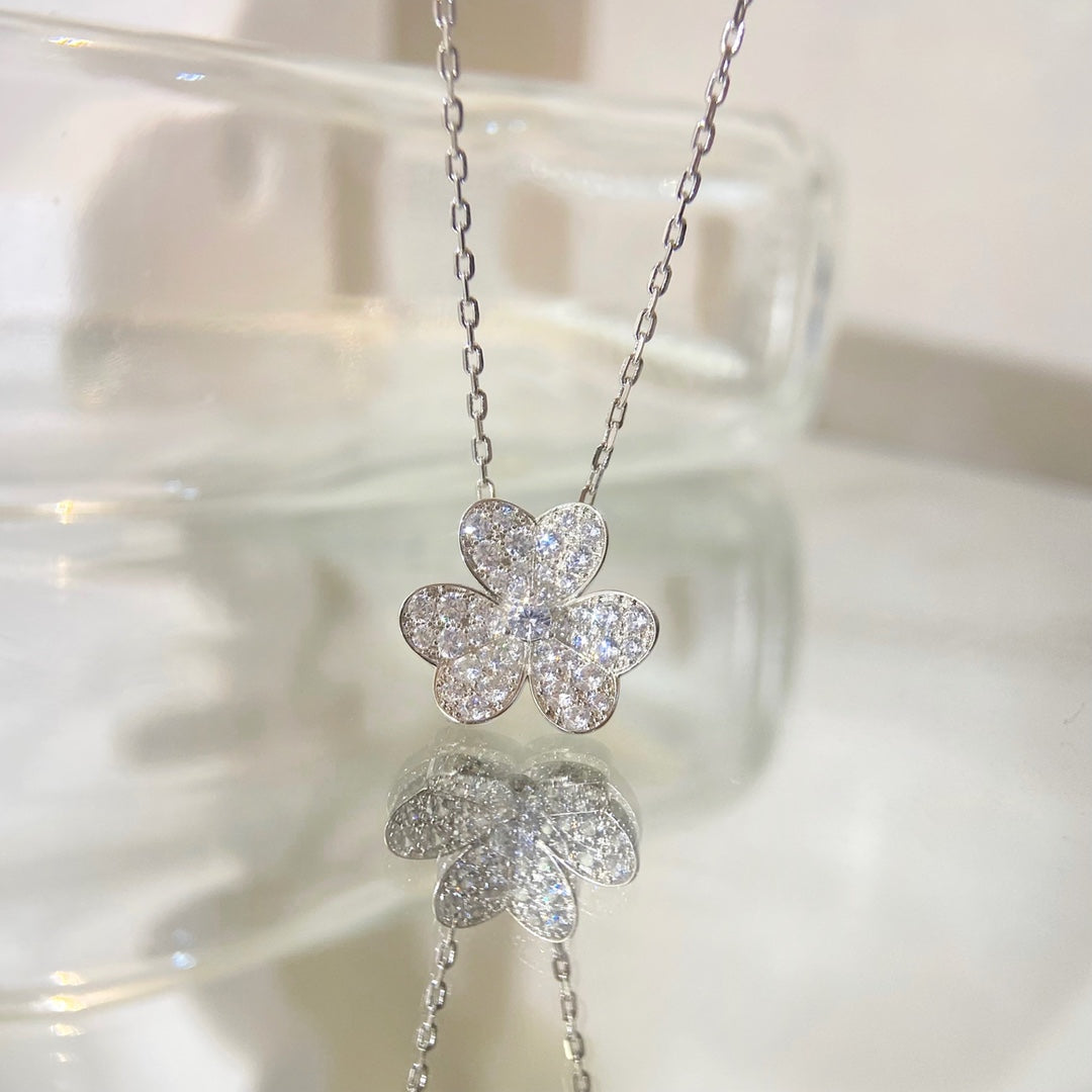 [Gaonasi]FLOWER DIAMOND NECKLACE