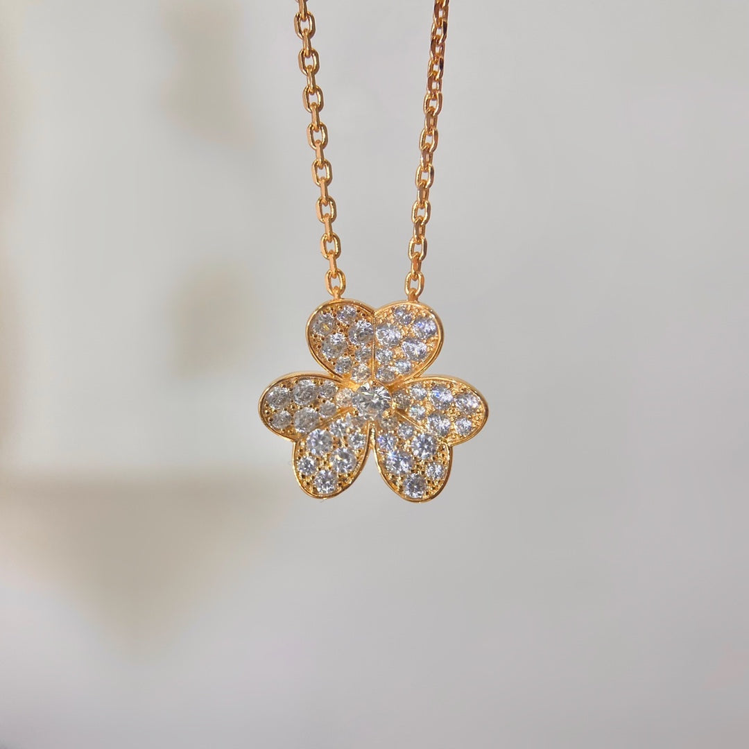 [Gaonasi]FLOWER DIAMOND NECKLACE