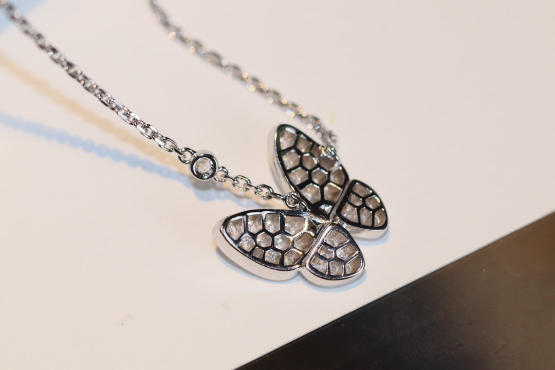 [Gaonasi]BUTTERFLY DIAMOND NECKLACE