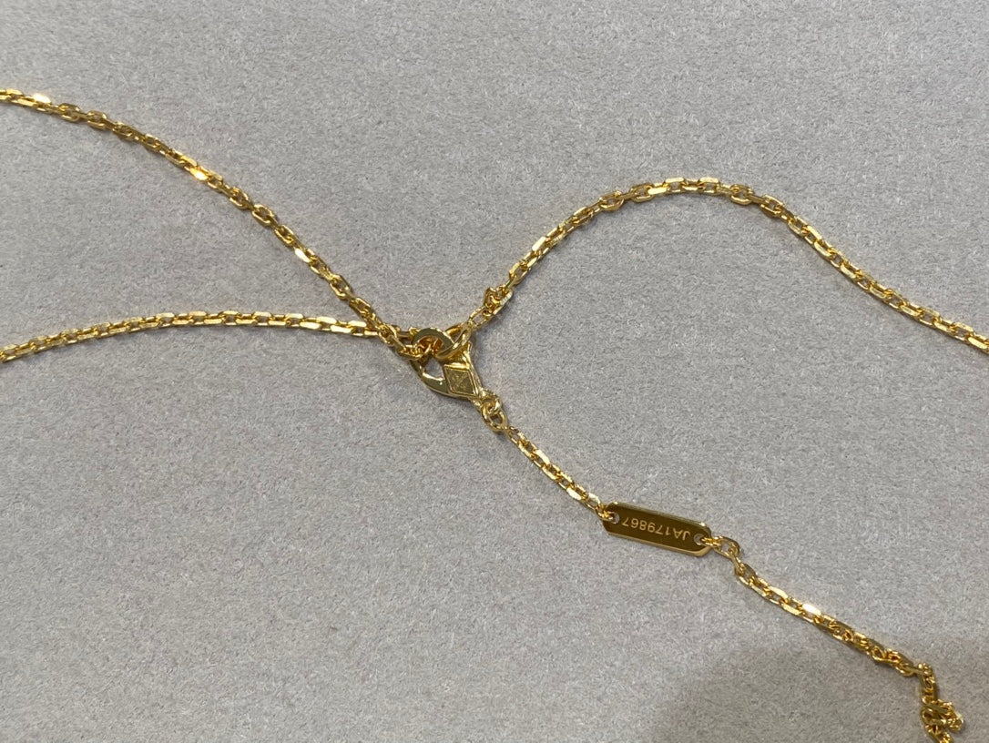 [Gaonasi]CLOVER 25MM NECKLACE GOLD CARNELIAN