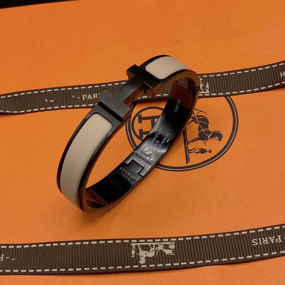 [Gaonasi]H BRACELET 12MM BLACK BEIGE CERAMIC