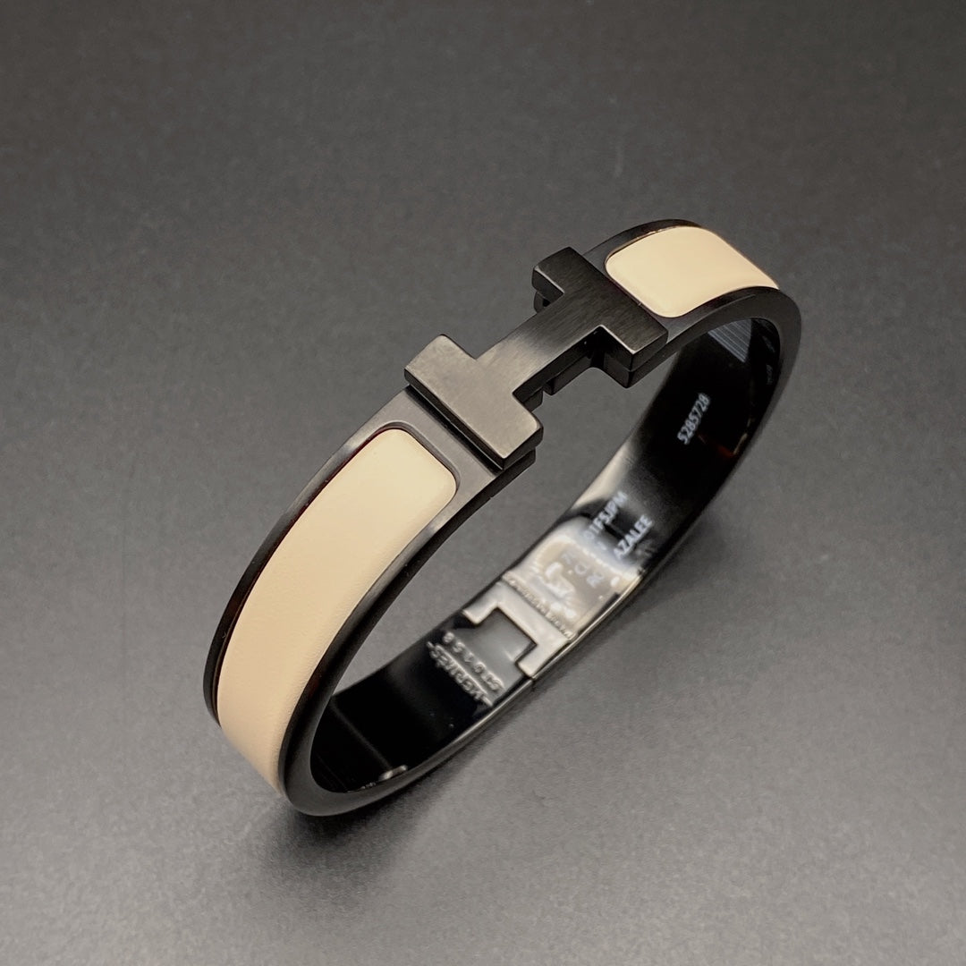 [Gaonasi]H BRACELET 12MM BLACK BEIGE CERAMIC