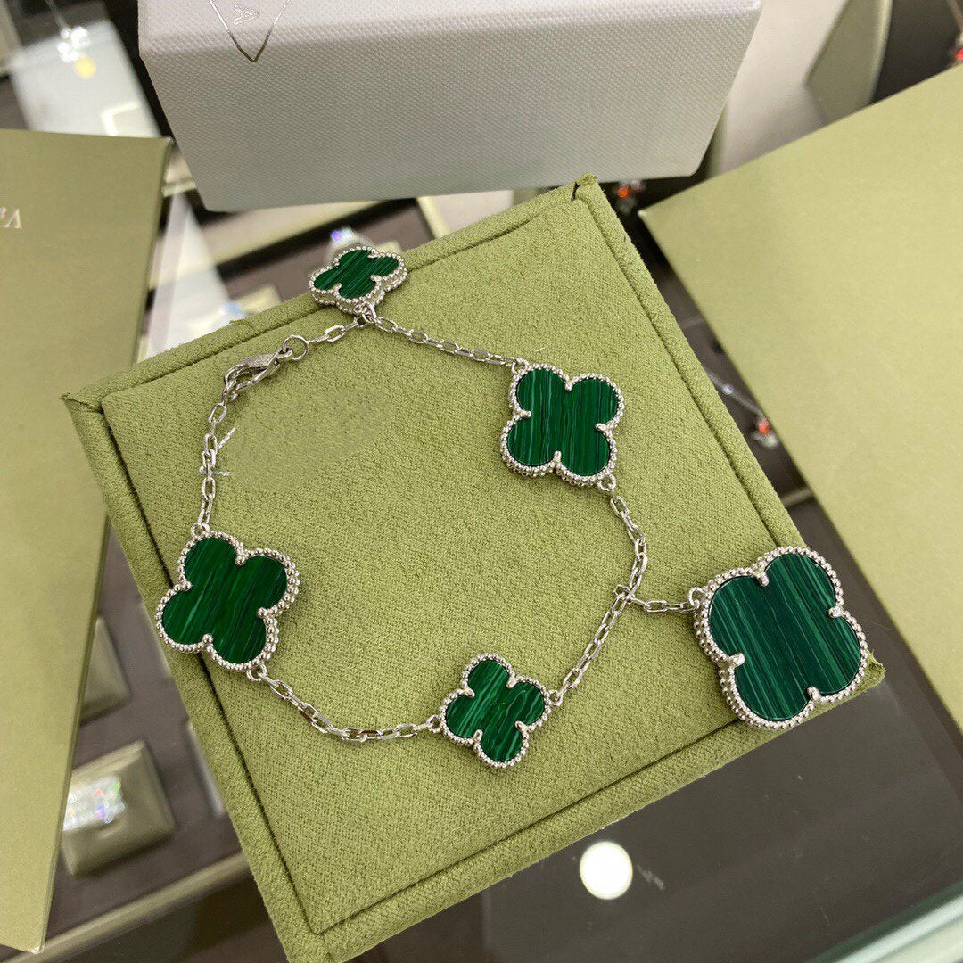 [Gaonasi]CLOVER 5 MOTIFS SIVLER MALACHITE BRACELET