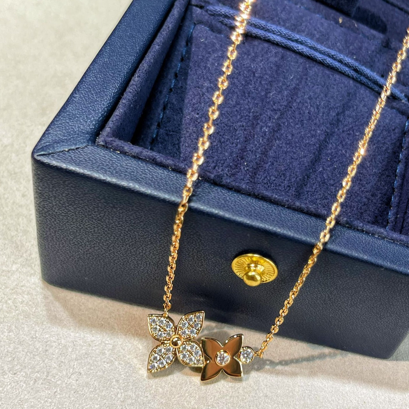 [Gaonasi]STAR BLOSSOM NECKLACE PINK GOLD DIAMONDS