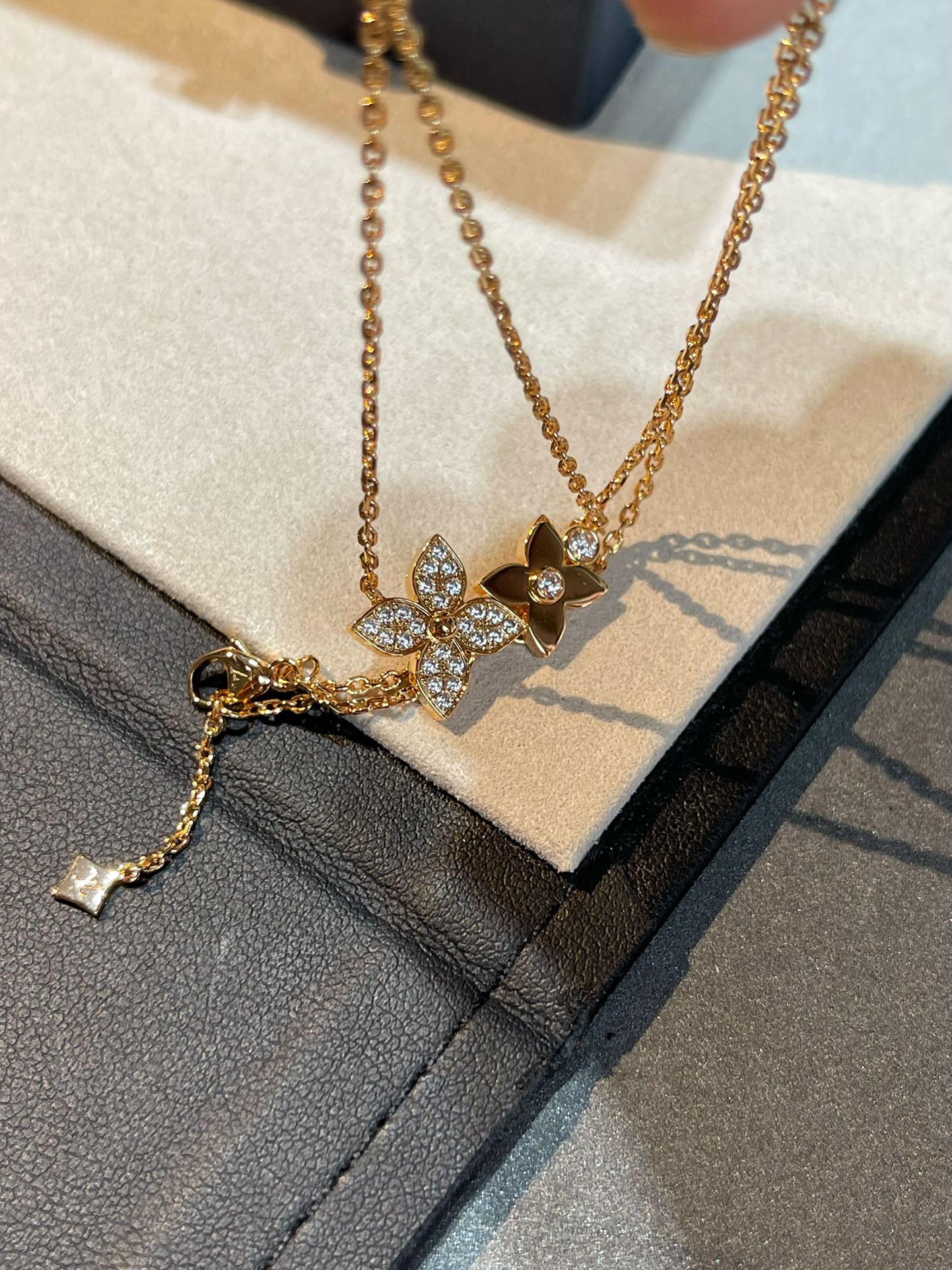 [Gaonasi]STAR BLOSSOM NECKLACE PINK GOLD DIAMONDS