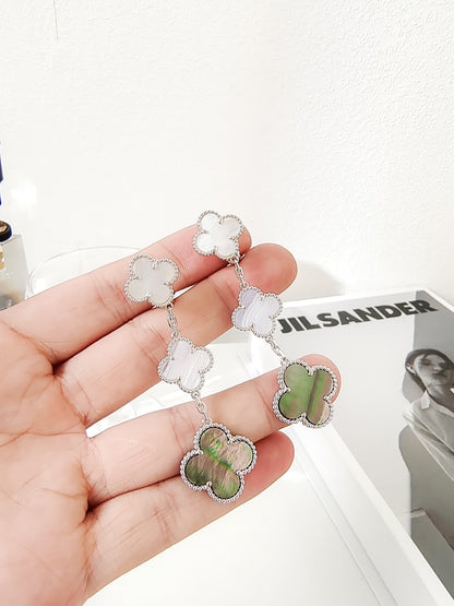 [Gaonasi]CLOVER 3 MOTIFS CHALCEDONY DARK MOP SILVER EARRINGS