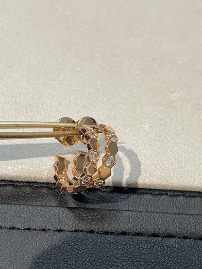 [Gaonasi]Hollow Design Four-Leaf Clover Flower Shape Ring