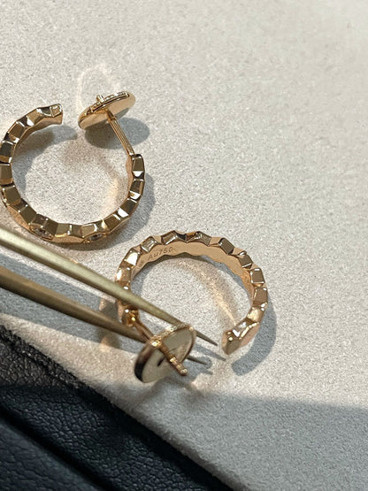 [Gaonasi]Hollow Design Four-Leaf Clover Flower Shape Ring