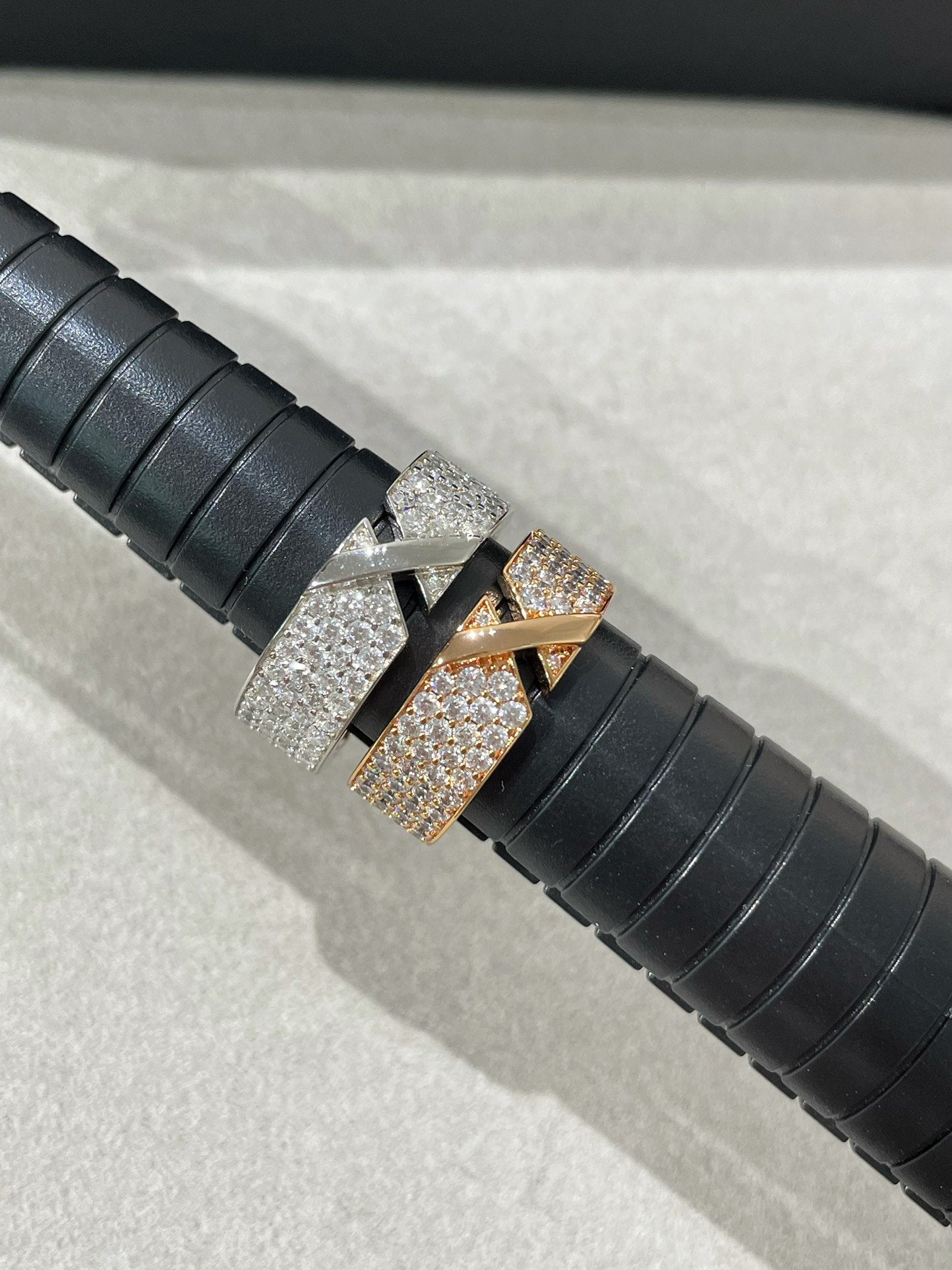 [Gaonasi]LIENS EVIDENCE  DIAMOND PAVED RING