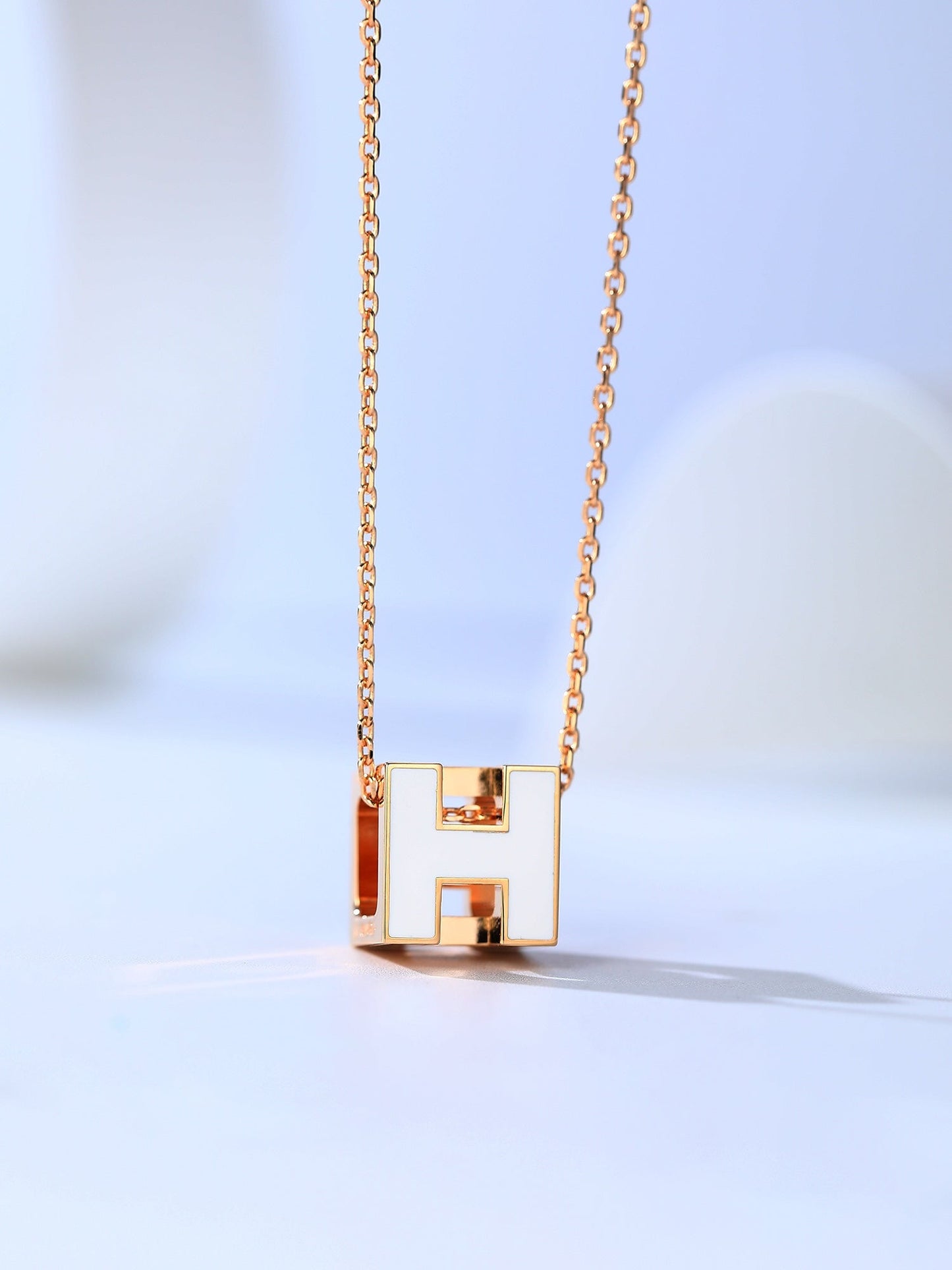 [Gaonasi]H CAGE PINK GOLD NECKLACE