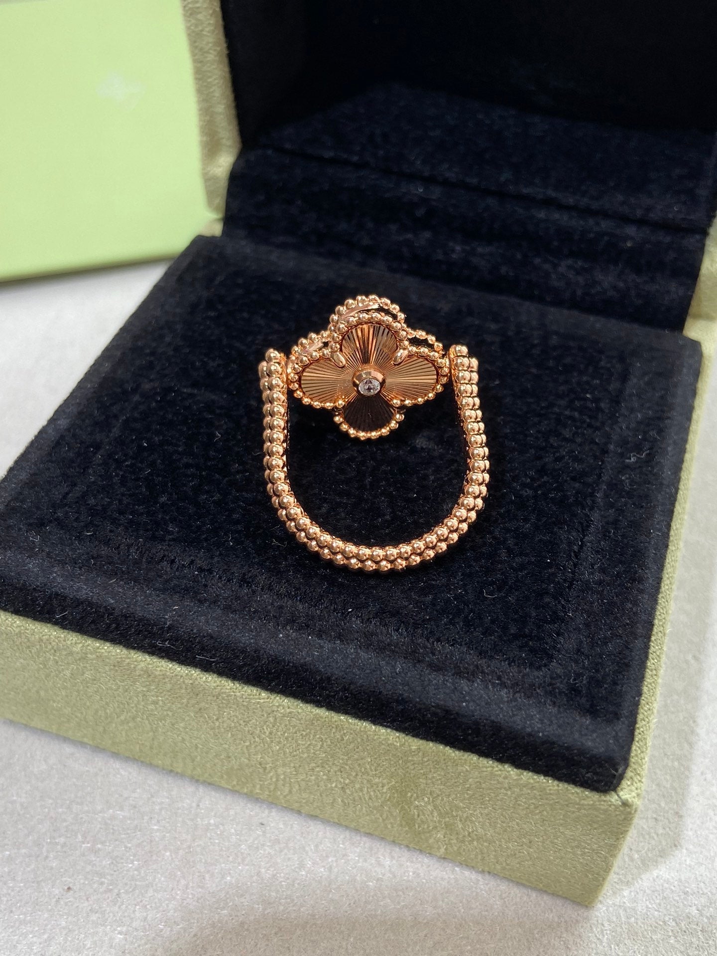 [Gaonasi]CLOVER RIVERSIBLE RING ROSE GOLD COLLECTION