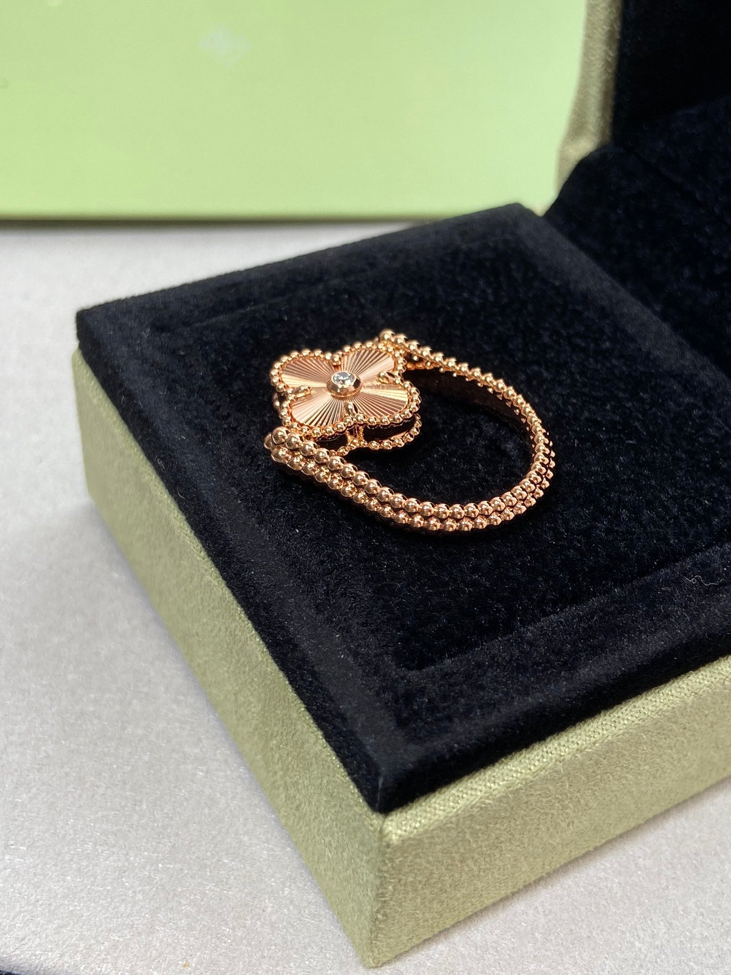 [Gaonasi]CLOVER RIVERSIBLE RING ROSE GOLD COLLECTION