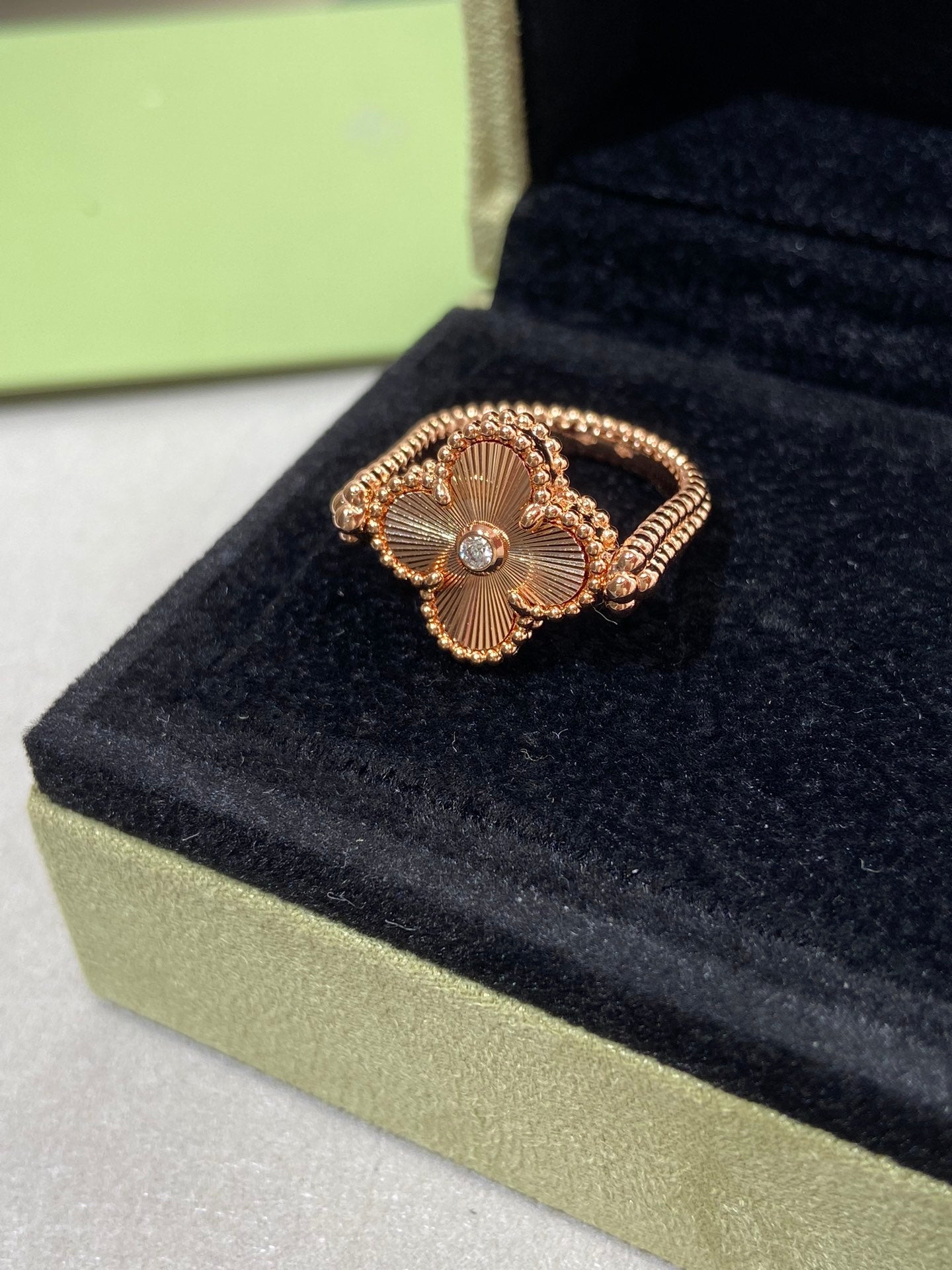 [Gaonasi]CLOVER RIVERSIBLE RING ROSE GOLD COLLECTION