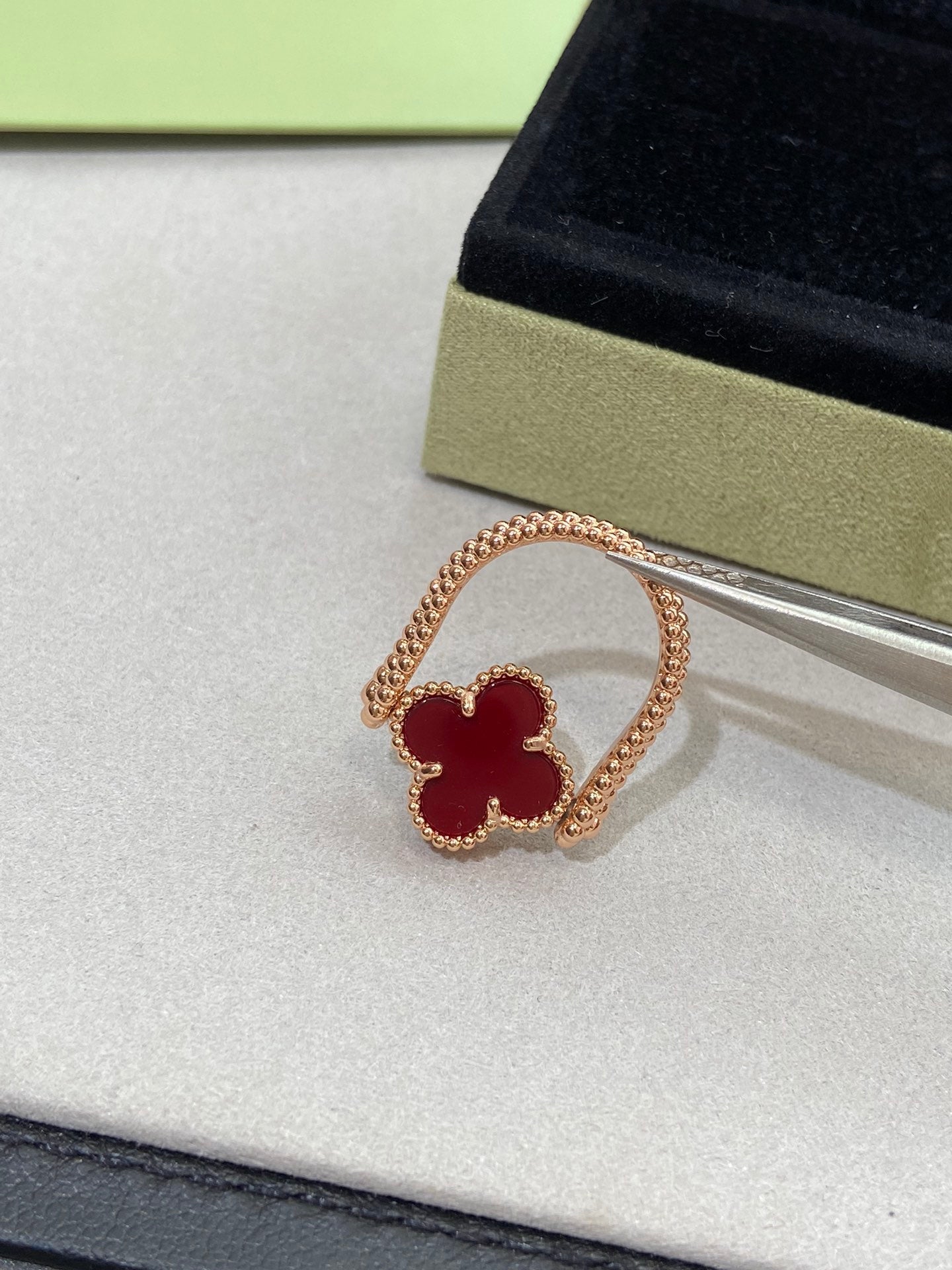 [Gaonasi]CLOVER RIVERSIBLE RING ROSE GOLD COLLECTION
