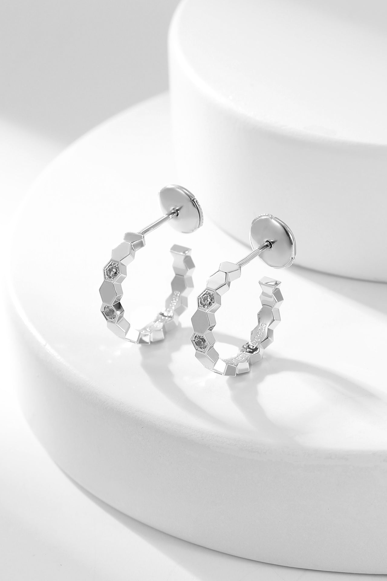 [Gaonasi]BEE LOVE DIAMOND HOOP EARRINGS