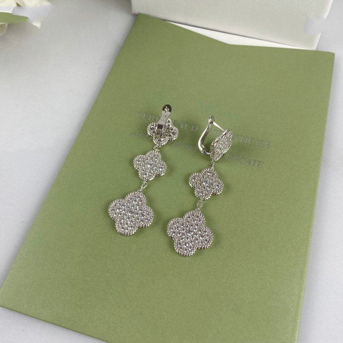 [Gaonasi]CLOVER 3 MOTIF DIAMOND SILVER DROP EARRINGS