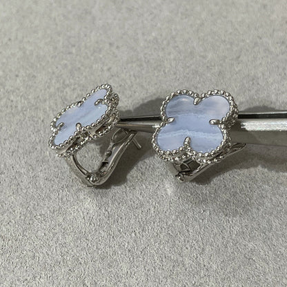 [Gaonasi]CLOVER CHALCEDONY SILVER STUD EARRINGS