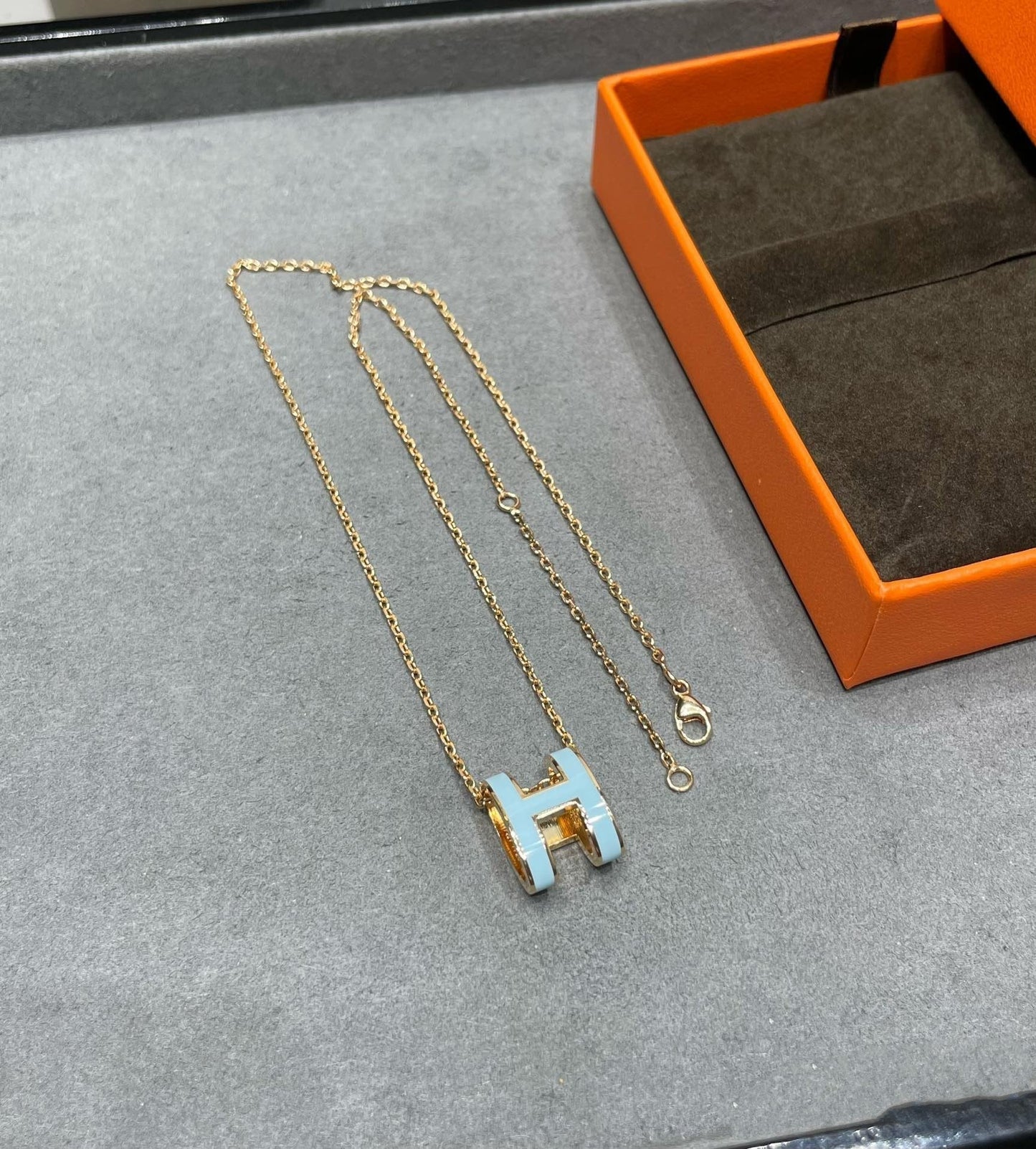 [Gaonasi]POP H SKY BLUE NECKLACE