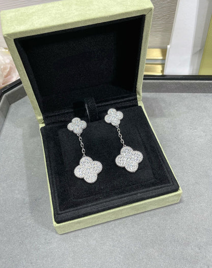 [Gaonasi]CLOVER 2 MOTIFS DIAMOND PAVED SILVER EARRINGS