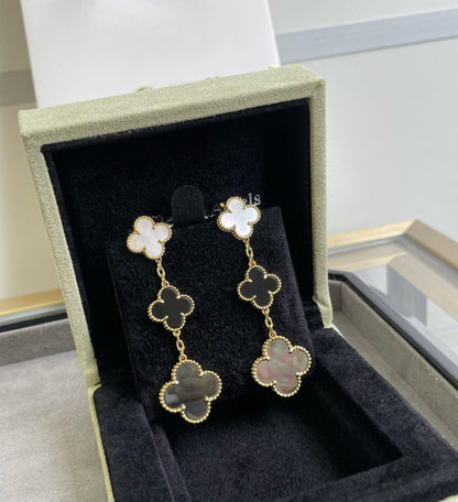 [Gaonasi]CLOVER 3 MOTIF MOP ONYX DARK MOP PINK GOLD EARRINGS