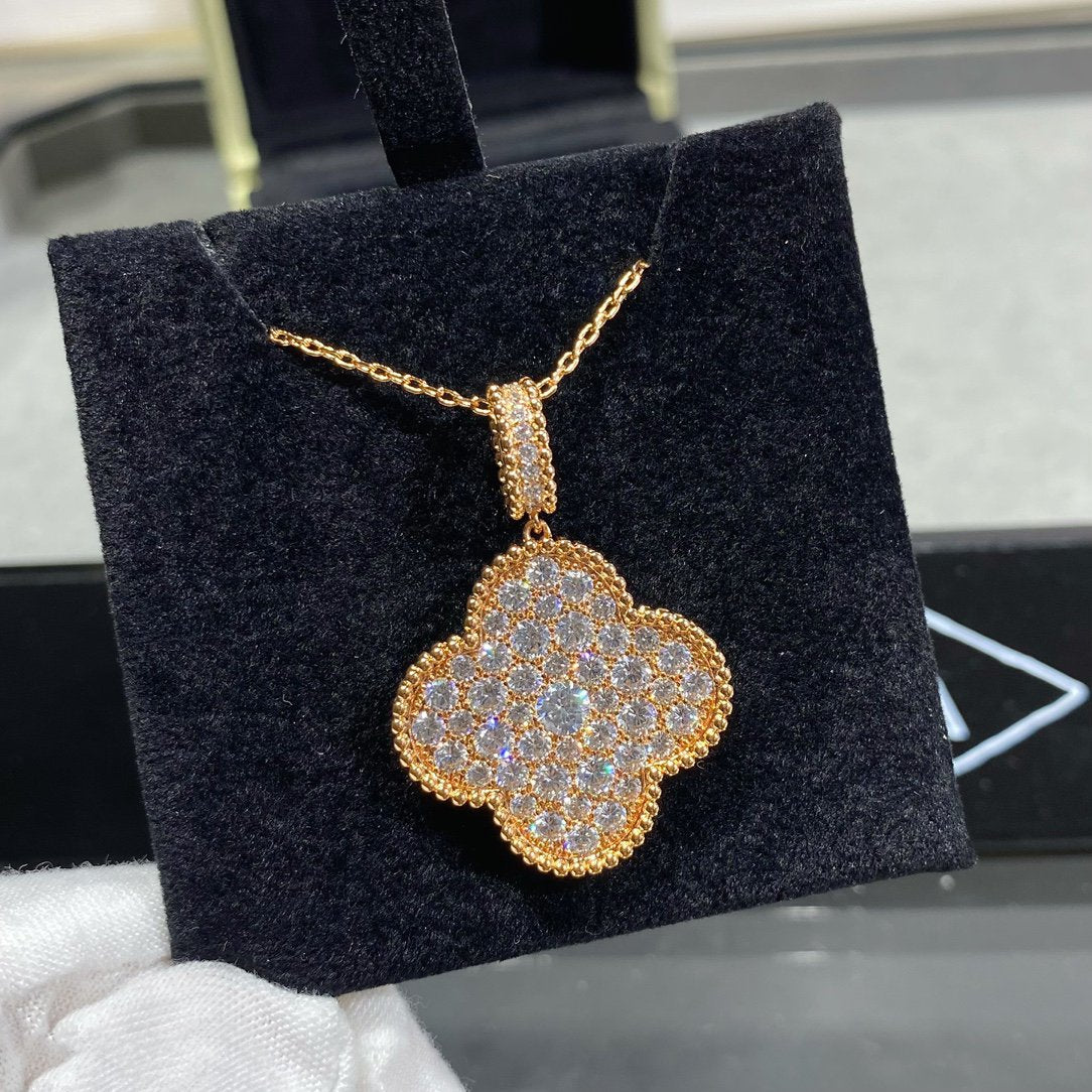 [Gaonasi]CLOVER 25MM LARGE PEDANT DIAMOND PAVED LONG NECKLACE