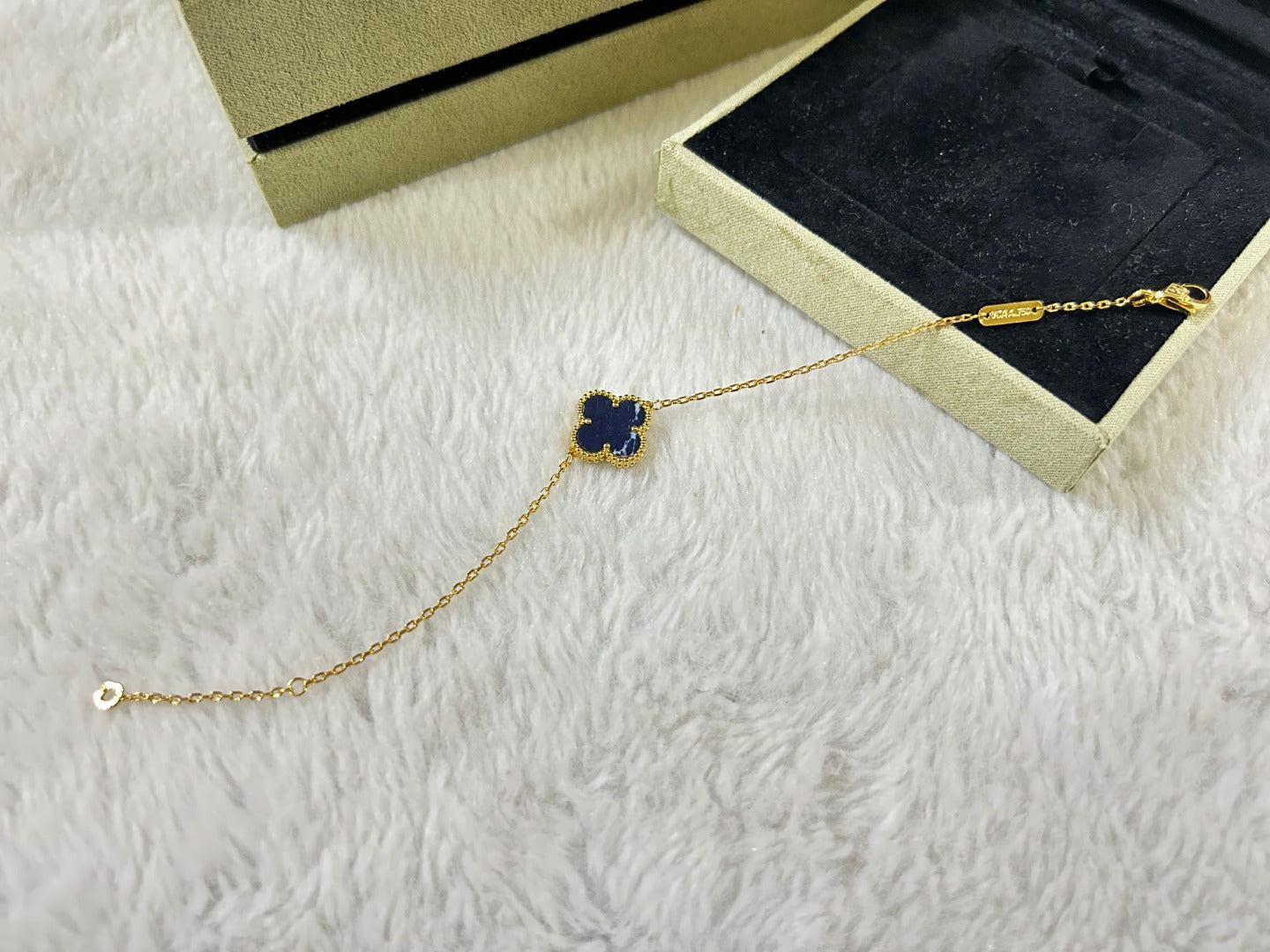 [Gaonasi]CLOVER 1 MOTIF PIETERSITE BRACELET