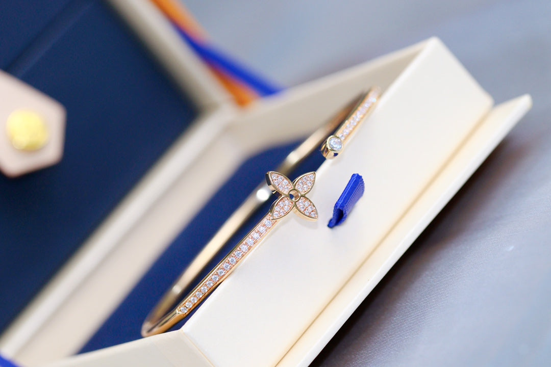 [Gaonasi]IDYLLE PINK GOLD OPEN BRACELET DIAMOND PAVED