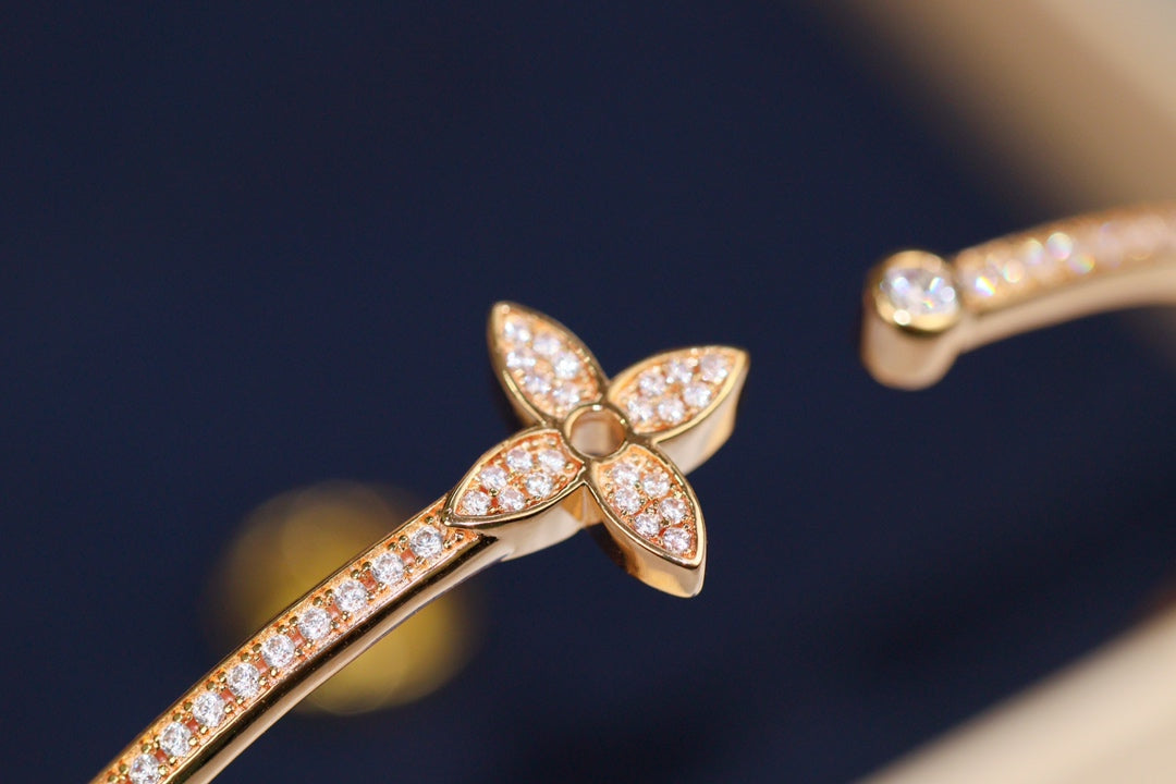 [Gaonasi]IDYLLE PINK GOLD OPEN BRACELET DIAMOND PAVED