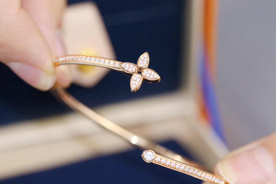[Gaonasi]IDYLLE PINK GOLD OPEN BRACELET DIAMOND PAVED