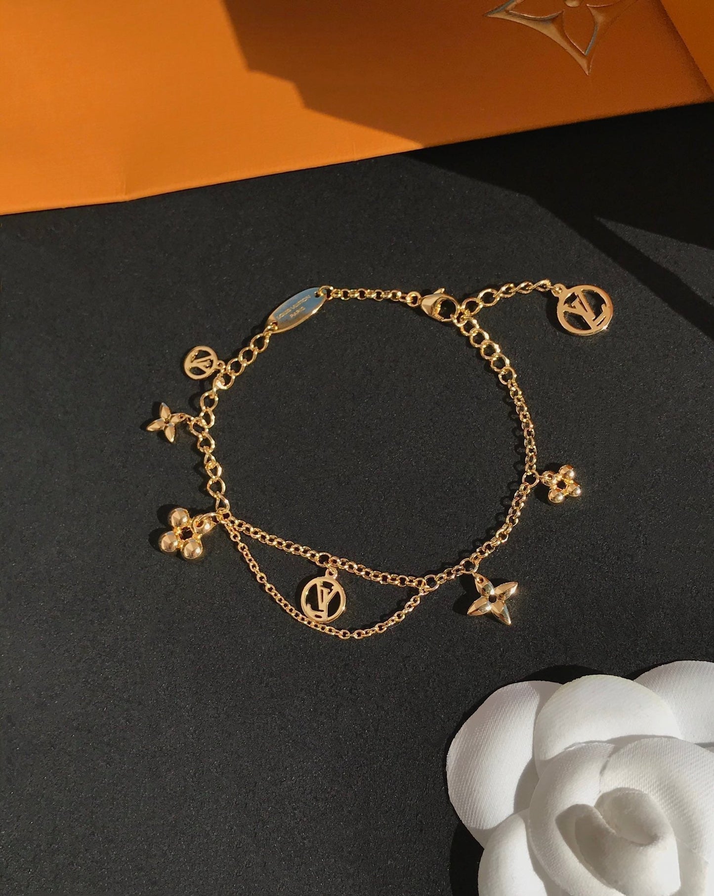 [Gaonasi]BLOOMING PINK GOLD MOP BRACELET