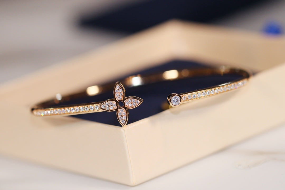 [Gaonasi]IDYLLE GOLD OPEN BRACELET DIAMOND PAVED