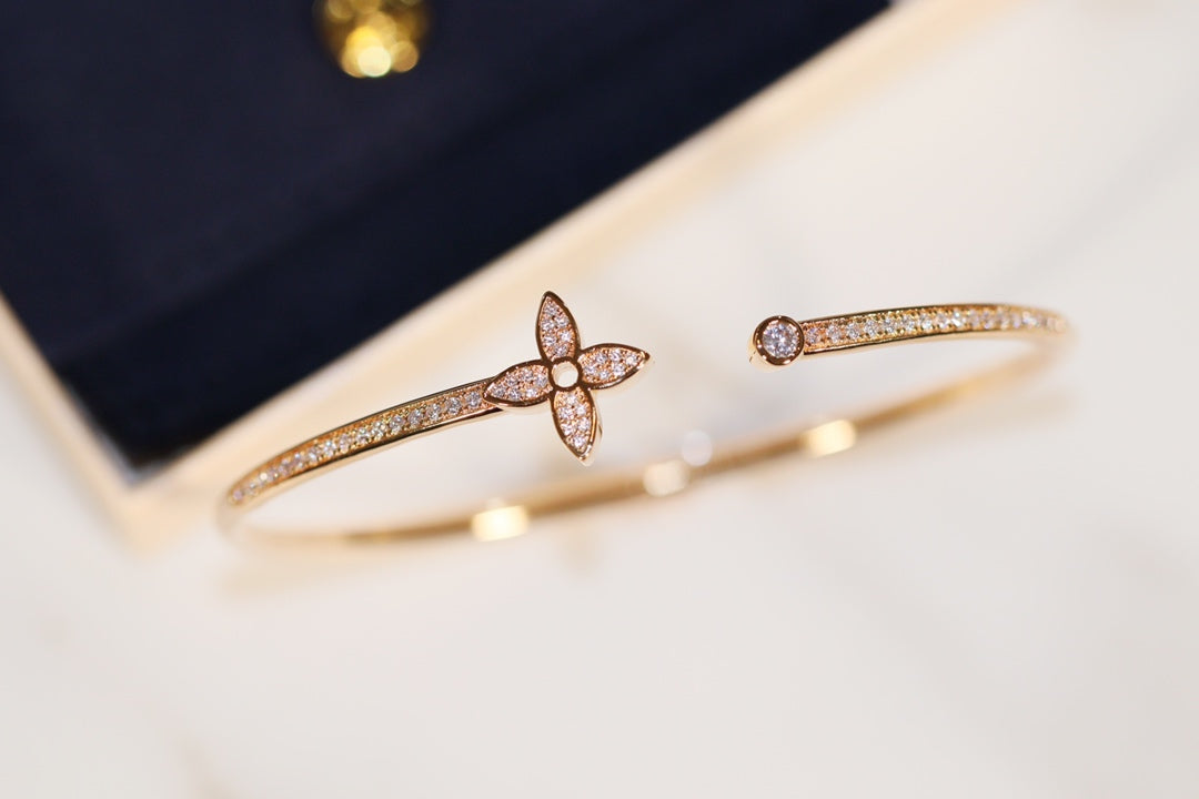 [Gaonasi]IDYLLE GOLD OPEN BRACELET DIAMOND PAVED