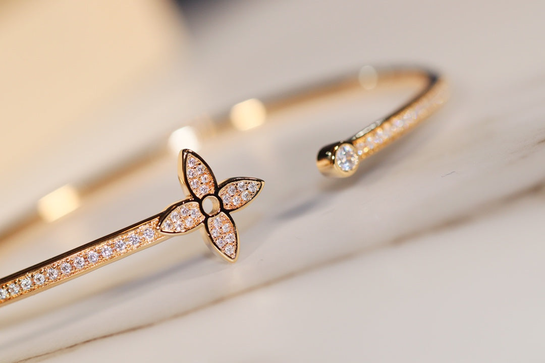 [Gaonasi]IDYLLE GOLD OPEN BRACELET DIAMOND PAVED