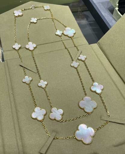 [Gaonasi]CLOVER 16 MOTIF WHITE MOP GOLD NECKLACE