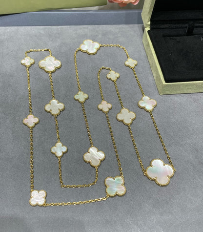 [Gaonasi]CLOVER 16 MOTIF WHITE MOP GOLD NECKLACE