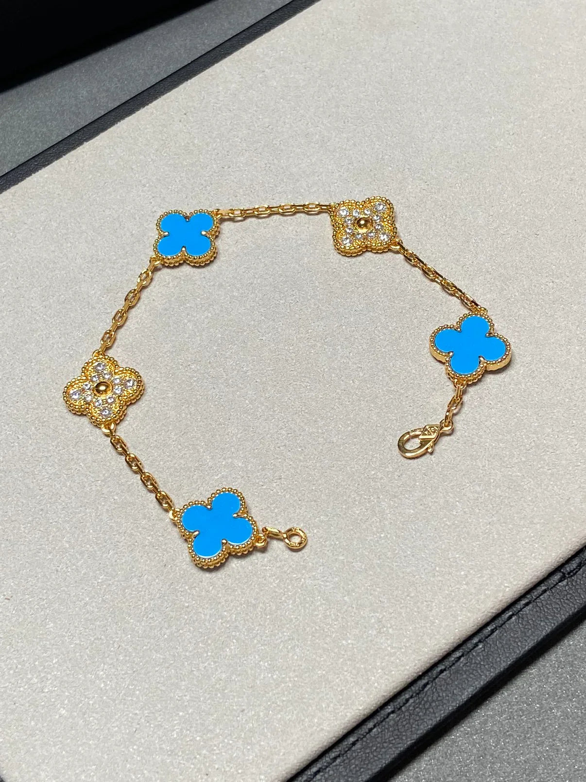 [Gaonasi] CLOVER 5 MOTIF BLUE AGATE BRACELET COLLECTION